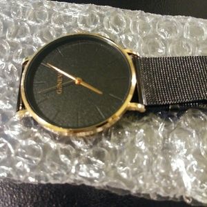 Gentleman wristwatch.